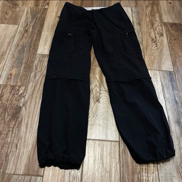 Mountain HardWear Convertible Hiking Pant - Picture 1 of 3